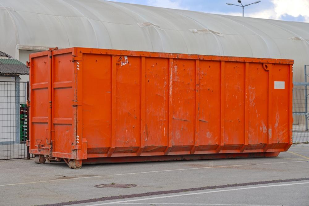 Roll-off dumpsters built for wind, rural access, and job sites in the San Luis Valley